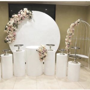 white-round-acrylic-plinth-wedding-display-stand